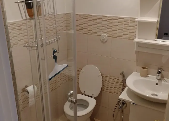 Sergio Tourist Close Tiburtina Station Affittacamere 4*
