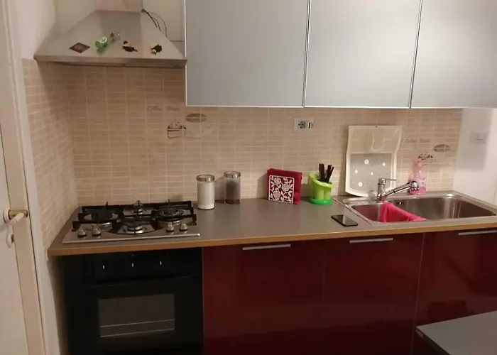 Sergio Tourist Close Tiburtina Station 4*